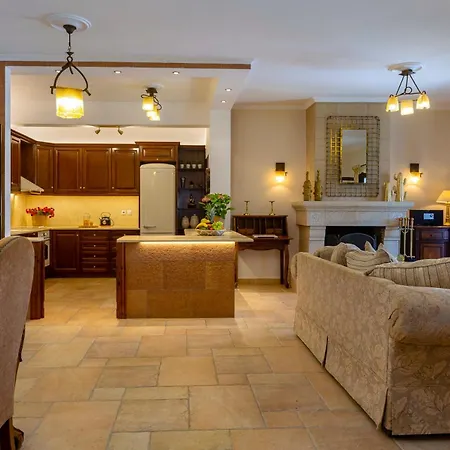 Vakantiehuis Solaris Methea Deluxe