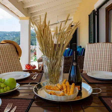 Vakantiehuis Solaris Methea Deluxe