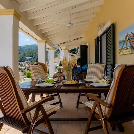 Vakantiehuis Solaris Methea Deluxe *